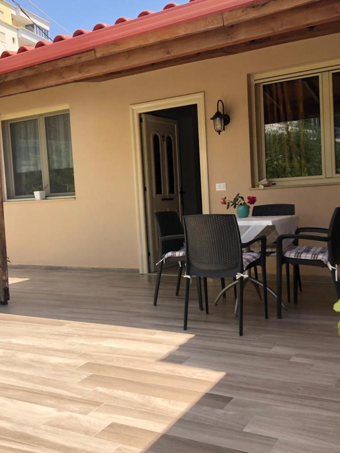 ホテル Olive House. Vlorë エクステリア 写真
